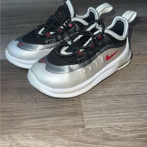 Nike Kids Black and White Sneakers